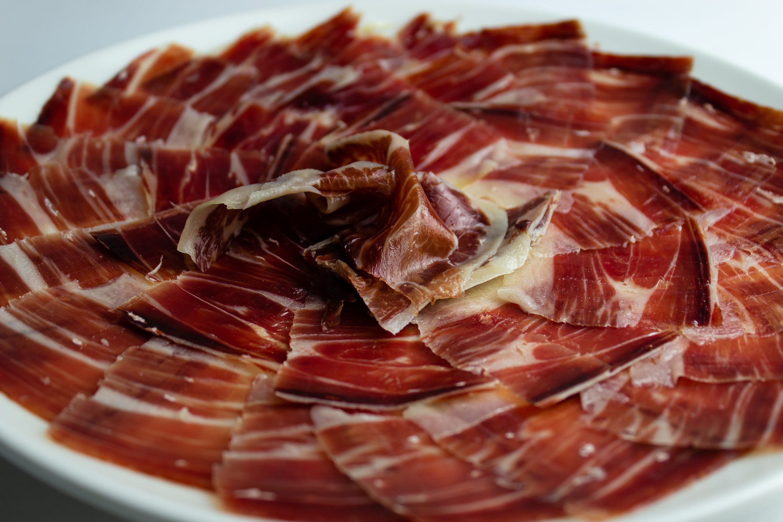 Jamón de Bellota 50% Ibérico cortado a cuchillo- Castro y González - Imagen 3