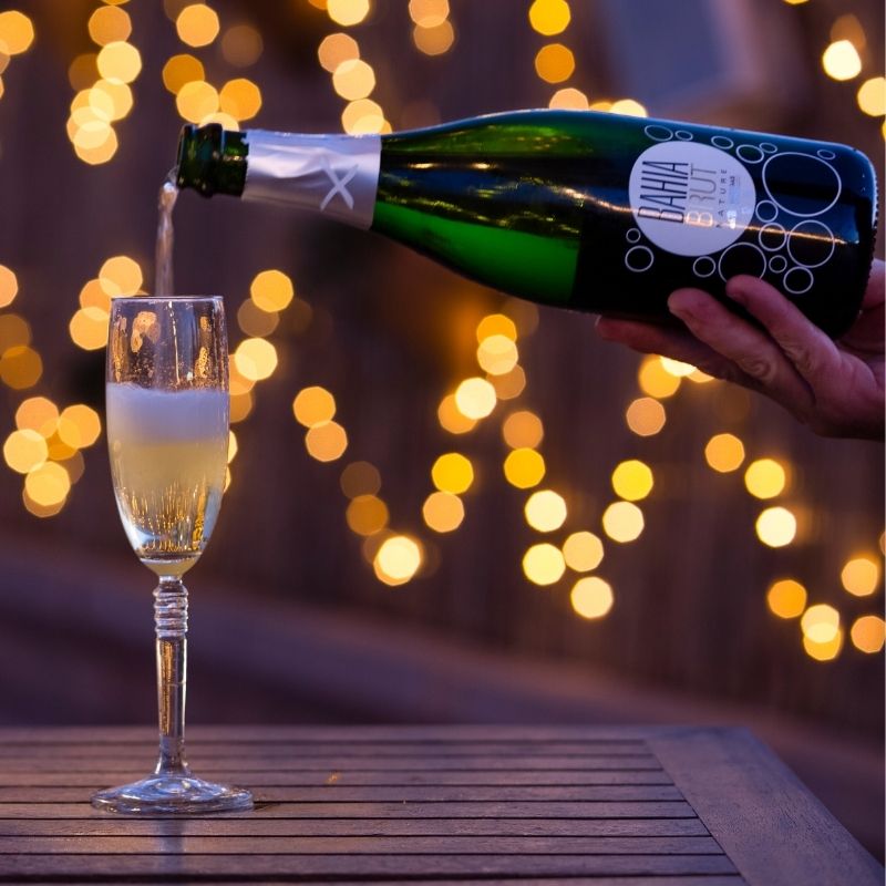 Bahía Nature Espumoso Moscatel Bodegas Xaló. Caja 6 uds. - Imagen 2