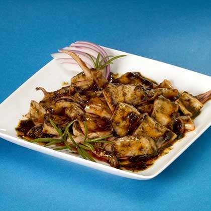 Chipirones en su tinta