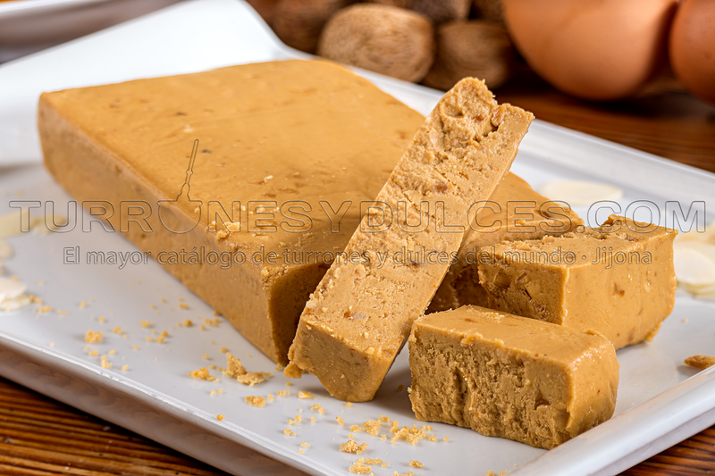Turrón de Jijona o blando Artesano 500 grs almendra marcona - Imagen 2